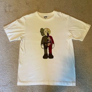 Kaws t shirt